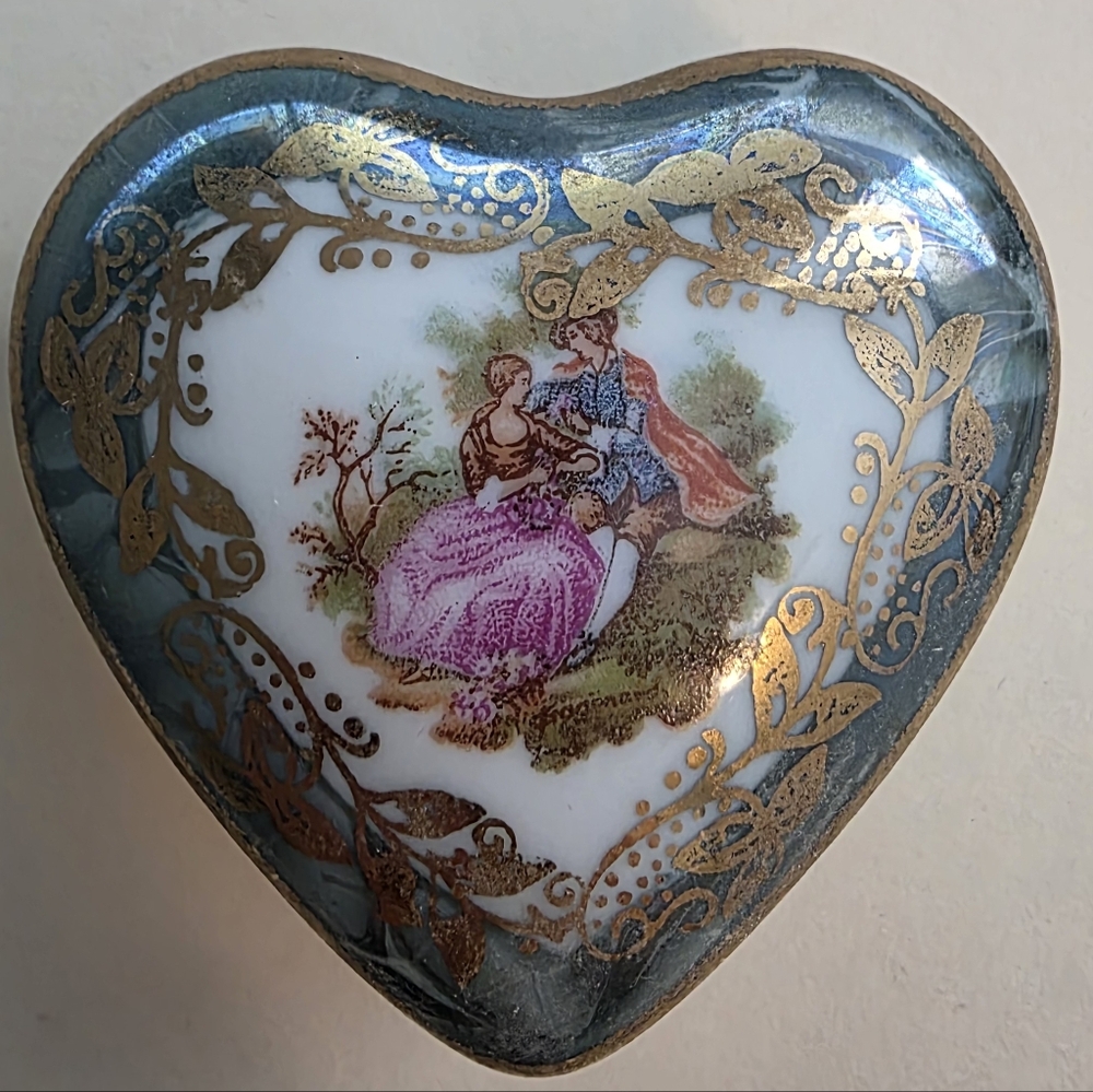 Vintage Limoges - Heart-Shaped Porcelain Trinket Box